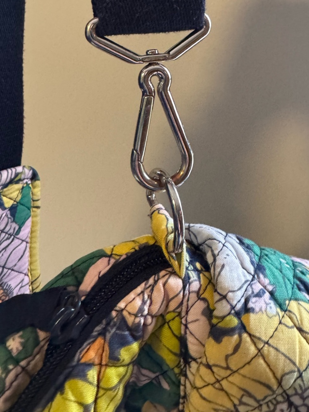 Vera Bradley Large Miramar Weekender Bag - Picture 7 of 7